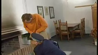 مزیدار سنہرے بالوں فلم سکس زن باسگ والی نوجوان Gracie اس کے گدا کو تباہ کر دیا ایک سیاہ dildo کے ساتھ