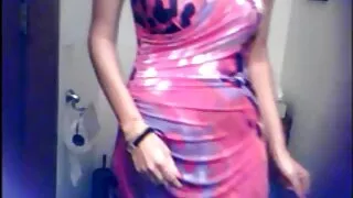 خوبصورت brunette Sophie Lynx کھاتا گیندوں اور عربیسیکس میں آخر ہو جاتا ہے ، مقعد مشنری انداز