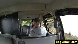 ماہر hoochie کرتا ہے اس کی سب سے سیکسی ویدو بہترین اور اس کی بلی licks